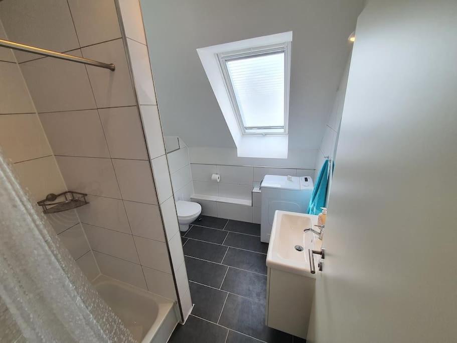 Kiel-Russee Familienwohnung, Lademoeglichkeit, Co2 Frei Extérieur photo